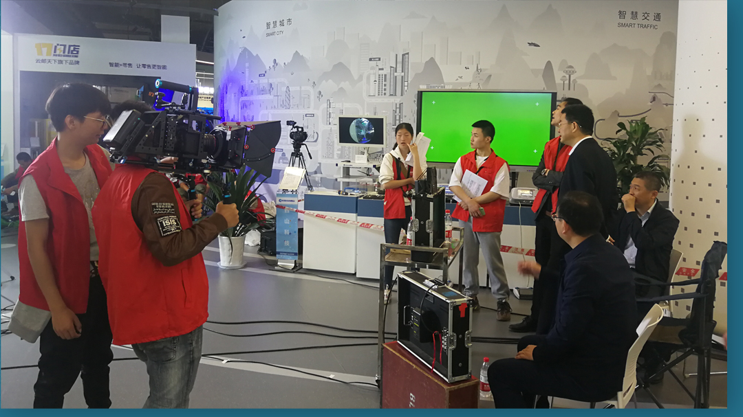 影视作品2019《书记晒文旅——两江新区篇》---https://v.youku.com/v_show/id_XNDMyMjg0NjEwOA==.html