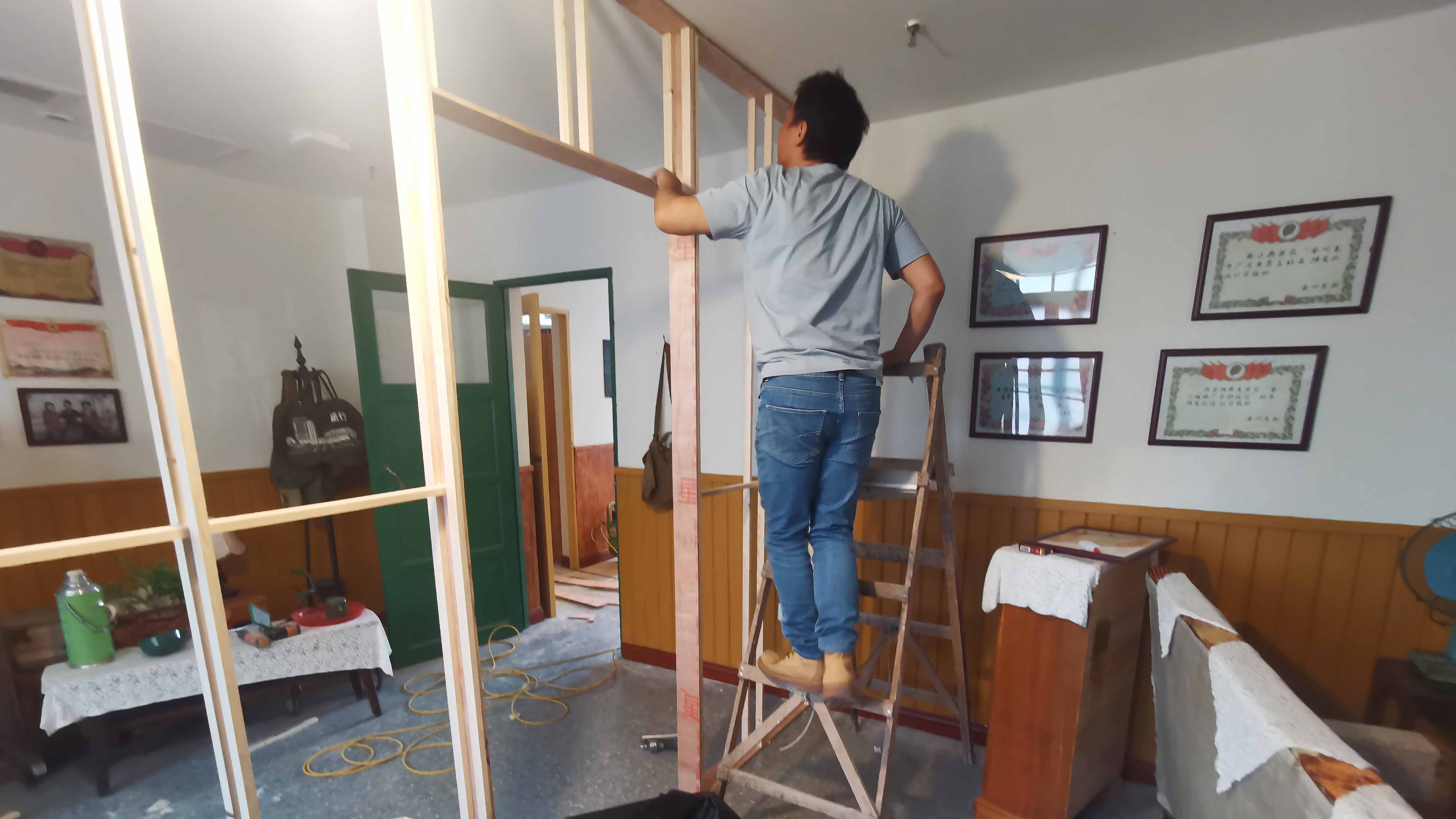 美术置景--南川年代家庭展馆(图2)